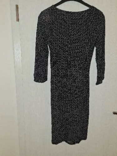 ORSAY Damen Kleid Gr. 34 XS Schwarz Geometrisch Bindegürtel Jersey
