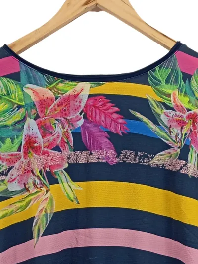 We Love XoX Damen T-Shirt Blumenmuster Streifen Gr. 42/XL Mehrfarbig