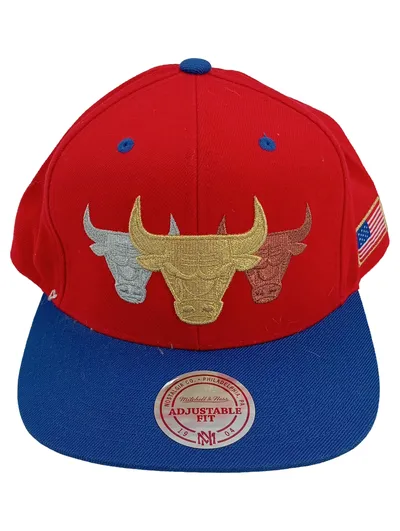 Mitchell & Ness Chicago Bulls Snapback Cap Rot Blau Triple Logo NBA