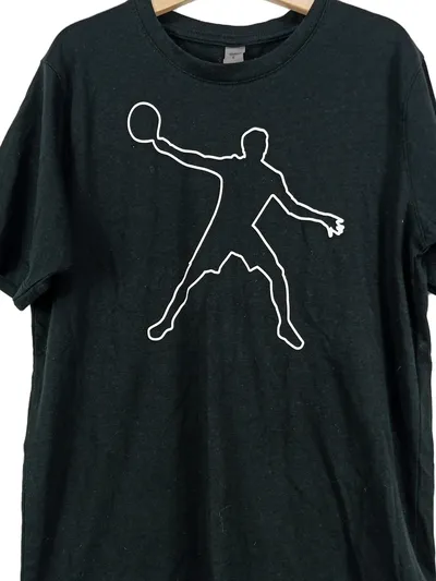Wilson Kinder Basketball T-Shirt Gr. 152 Schwarz Silhouette Sportlich