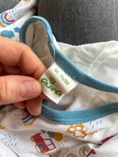 ALANA Baby Strampler Schlafanzug Regenbogen Auto Gr. 74/80 Baumwolle