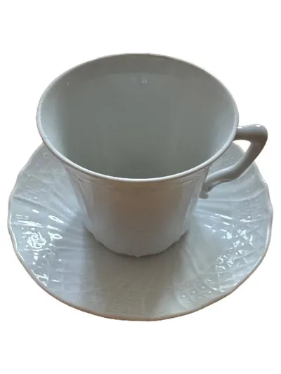 HUTSCHENREUTHER Tasse und Unterteller Porzellan Weiß Klassisch