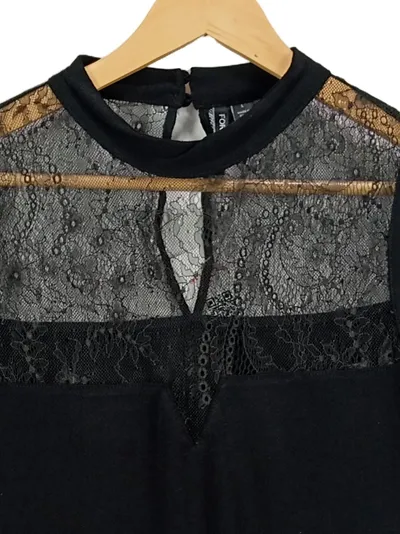 Forever New Damen Top mit Spitze Schwarz Gr. 40/L Elegant