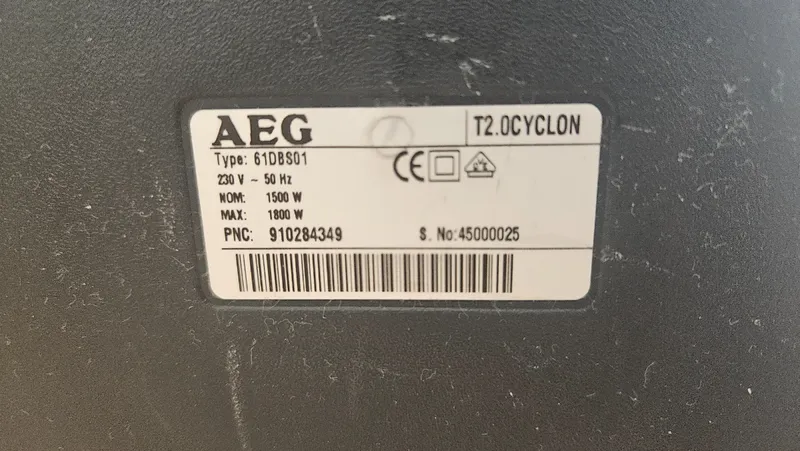AEG T2.0 Cyclon Bodenstaubsauger 1800 Watt Blau Beutellos 3