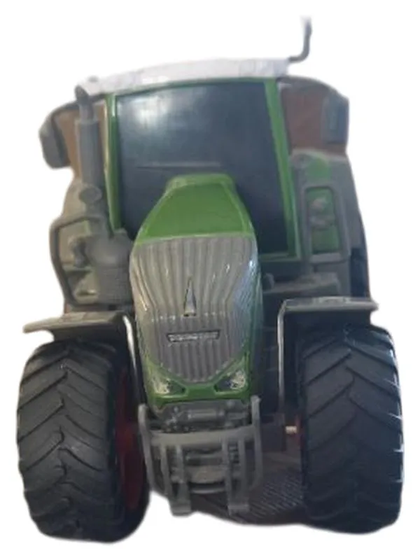 Dickie Toys Traktor Fendt Modellfahrzeug Grün 17cm Spielzeug 1