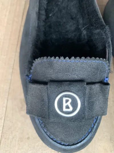 Bogner Damen Hausschuhe Schwarz Wildleder Fell gefüttert Gr. 40