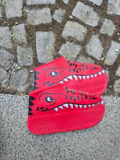 Lemmy Kinder Badeschuhe Rot 17 cm Krokodil-Design Wasserschuhe