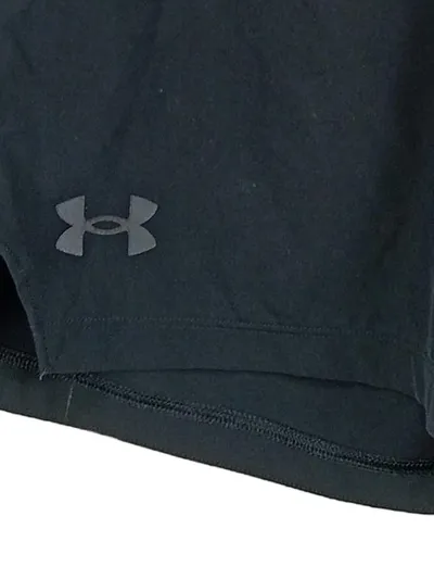 Under Armour Herren Sport Shorts Speedpocket HeatGear M Schwarz