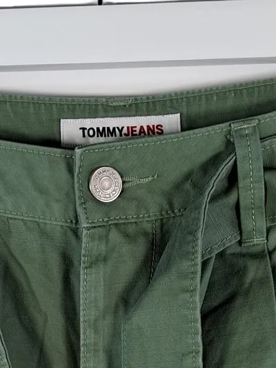 Tommy Jeans Paperbag Shorts Damen Grün W25/34 Baumwolle Casual Freizeit