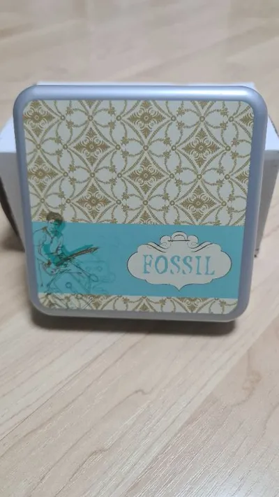 Fossil Uhrenbox Blechdose Vintage Design Türkis Gold 14x14 cm