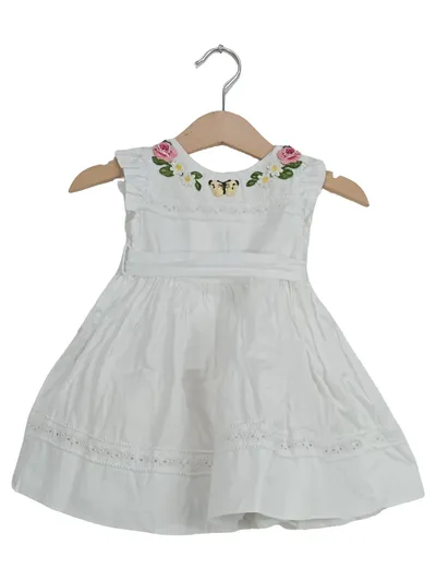 Monnalisa Mädchen Festliches Kleid Gr. 74 Weiß Romantisch Stickerei