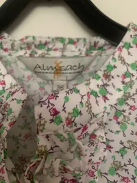 Almsach Trachtenbluse Damen Blumenmuster Rüschen Kurzarm Baumwolle Weiß S 5