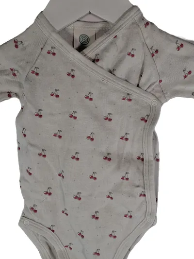 Sanetta Baby Body Gr. 50 Wickelbody Langarm Kirschen Bio Organic Weiß