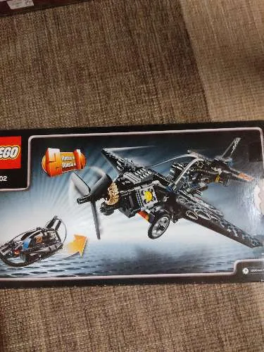 LEGO Technic 42002 Hovercraft 2-in-1 Bauset Luftkissenboot