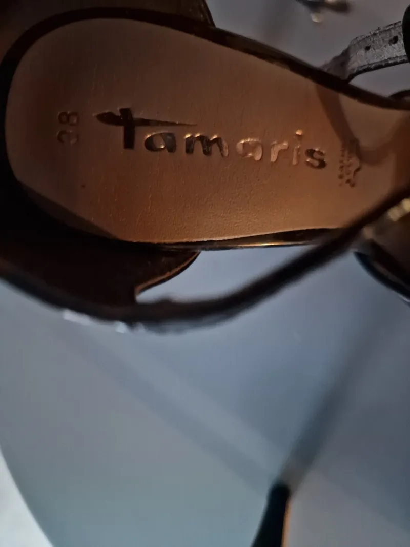 Tamaris Damen Pumps T-Riemchen Lackleder Schwarz Gr. 38 High Heels 2