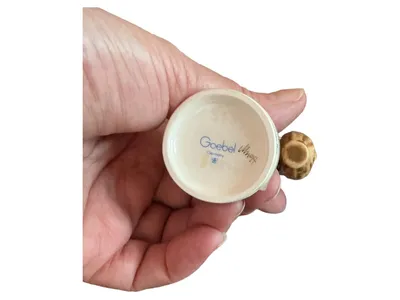 Goebel Village Boy Porzellan Dekofigur Kind Mehrfarbig 10cm