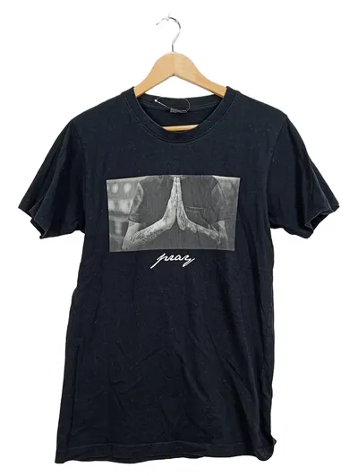 Mister Tee Herren T-Shirt Pray Motiv Schwarz Gr. S Streetwear