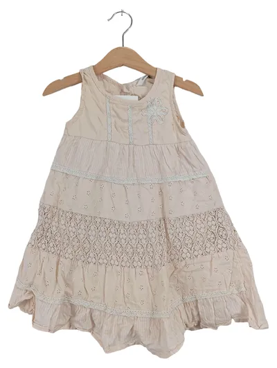 George Mädchen Sommerkleid Gr. 98 Beige Spitze Lochstickerei Baumwolle