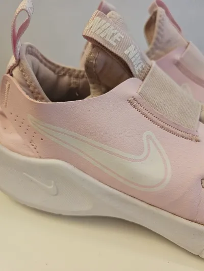 Nike Kinder Sneaker Low Mädchen Rosa Gr. 36 Slip-On Sportschuhe
