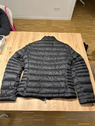 BOSS Hugo Boss Daunenjacke Herren Gr. S Schwarz Steppjacke Real Down