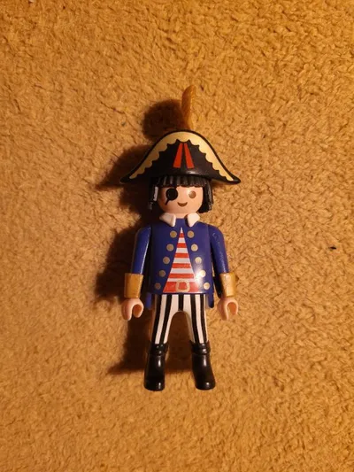 Playmobil Piratenkapitän Figur mit Hut Augenklappe ab 4 Jahre