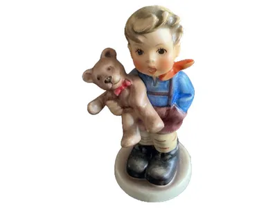 Goebel Hummel 2070/A Porzellan Kind Junge Teddy Nostalgisch Mehrfarbig 8.5cm