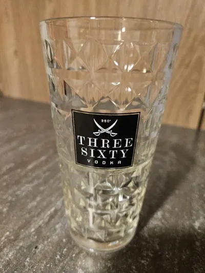 THREE SIXTY Glas Vodka Barzubehör Trinkglas Modern Transparent