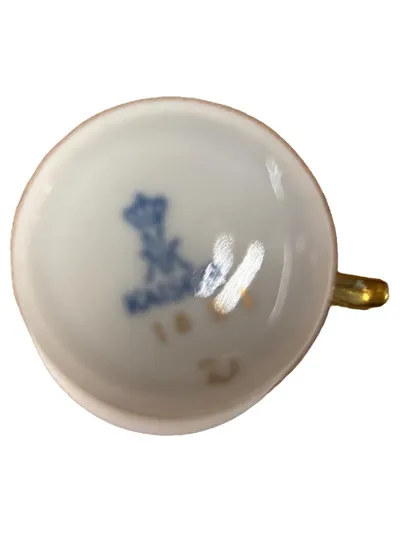 Kaiser Porzellan Tasse Rosenmotiv Klassisch Weiß 6cm Florales Muster