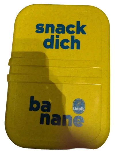Chiquita Lunchbox Brotdose Snackbox Gelb Kunststoff Schriftzug Logo Print