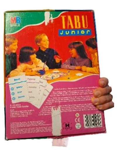 Tabu Junior MB Spiele Partyspiel Ratespiel für Kinder ab 8 Jahre