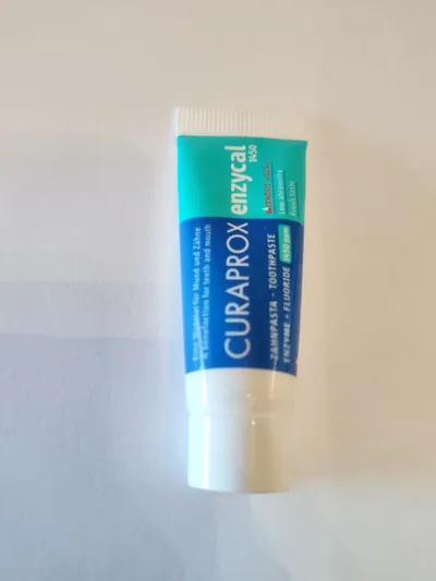 Curaprox Enzycal 1450 Zahnpasta Enzyme Fluorid 50ml SLS-frei