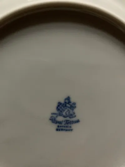 Royal Tettau Essteller Porzellan Blumenmuster Grün Weiß Klassisch
