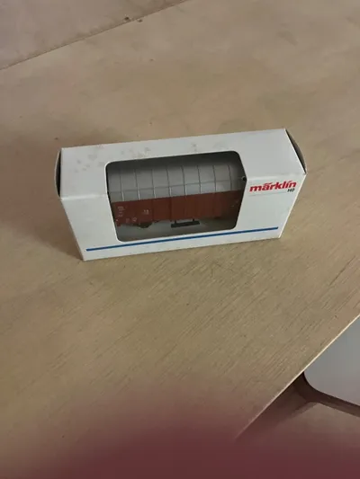 Märklin H0 Güterwagen gedeckt DB braun Modelleisenbahn Waggon OVP