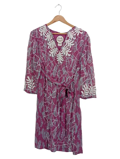 Almatrichi Freizeitkleid Damen Gr. 46 3XL Lila Stickerei