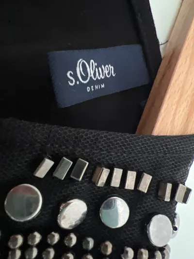 s.Oliver Damen Jumpsuit Schwarz XS Nieten Elegant Viskose Ärmellos