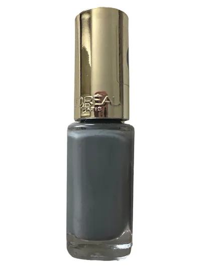 L'Oréal Color Riche Nagellack 304 Metropolitan Grau 5ml Damen