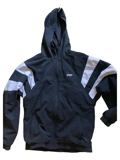 SNIPES Herren Trainingsjacke M Schwarz Sportlich Kapuze