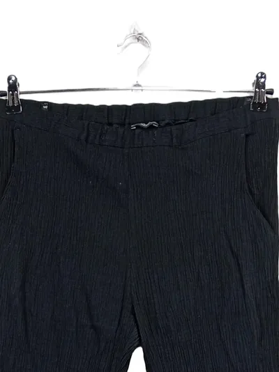 Basixx Damen Stoffhose Schwarz Strukturmuster Casual Gr. W31 L
