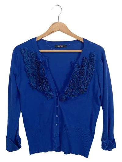Cyrus Strickjacke Damen Gr. M Blau Rosen Applikationen Cardigan