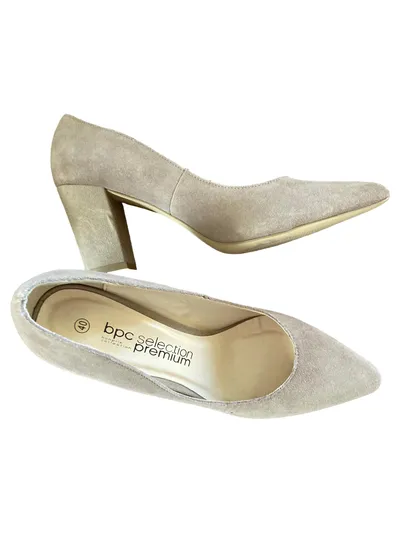 bpc Damen Pumps Gr. 40 Beige Elegant Faux-Wildleder Blockabsatz 8cm