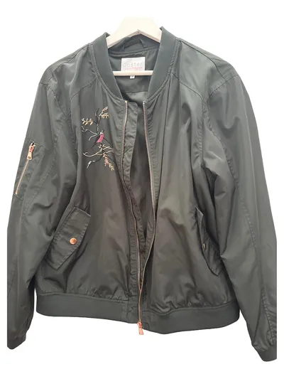 Coster Copenhagen Bomberjacke Damen Grün M Casual Stickerei Rippstrick