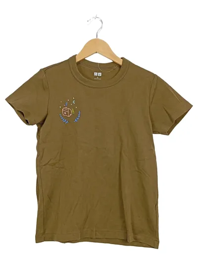 UNIQLO U Damen T-Shirt Gr. S Oliv Stickerei Schatztruhe Baumwolle