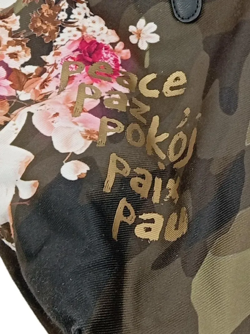 Desigual Damen Henkeltasche Camouflage Schriftzug Stoff Groß Mehrfarbig Freizeit 3