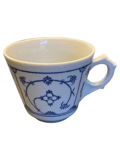 Jäger Eisenberg Kaffeetasse Blau Saks Indisch Blau Porzellan DDR