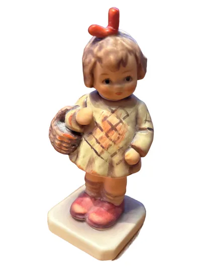 M.I. Hummel Goebel Figur Mädchen mit Korb Porzellan Club Sammler 10cm