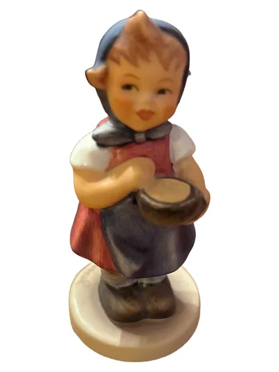 Goebel M.I. Hummel Club Figur Mädchen Porzellan Mehrfarbig 9 cm
