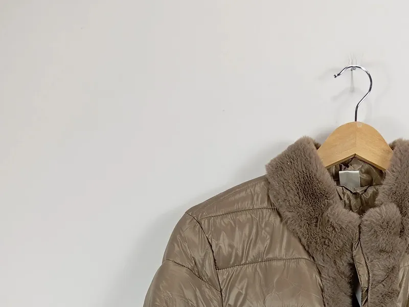 Alessa W Damen Steppjacke Gr. 40 Beige Fellbesatz Elegant Winterjacke 4