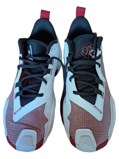 Jordan Zion Basketballschuhe Herren Mehrfarbig Gr. 44 Sportlich