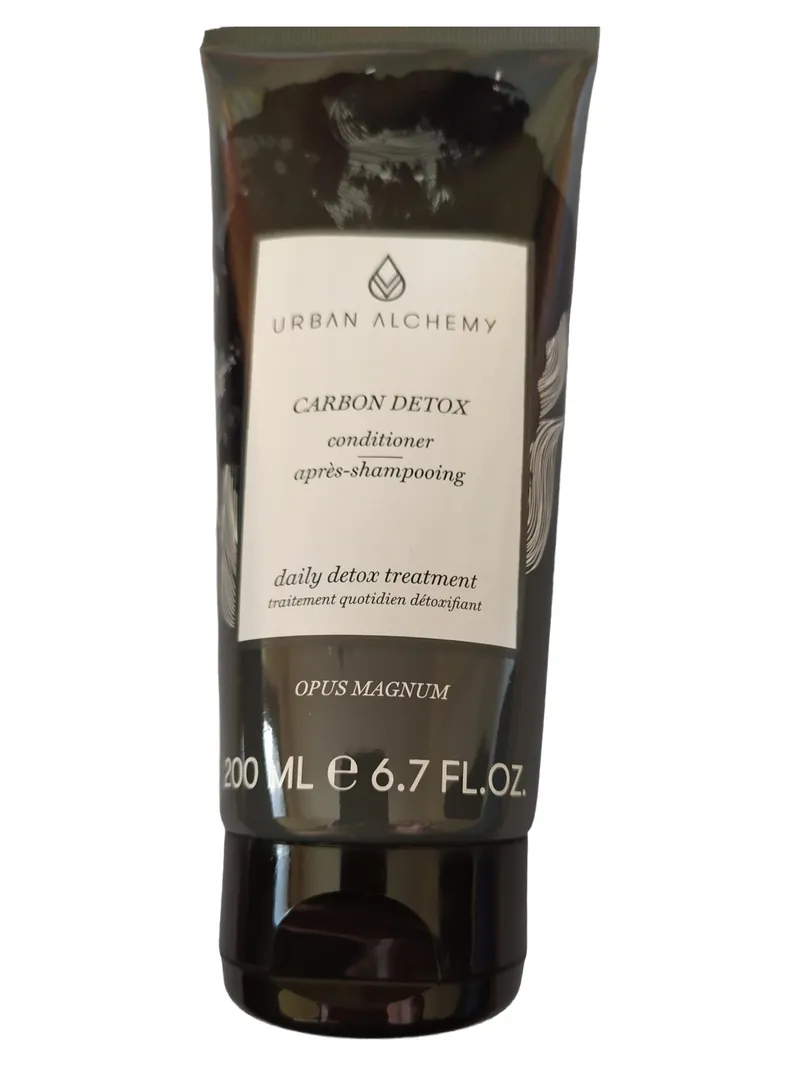 URBAN ALCHEMY Carbon Detox Conditioner Unisex 200ml Schwarz Haarpflege 1