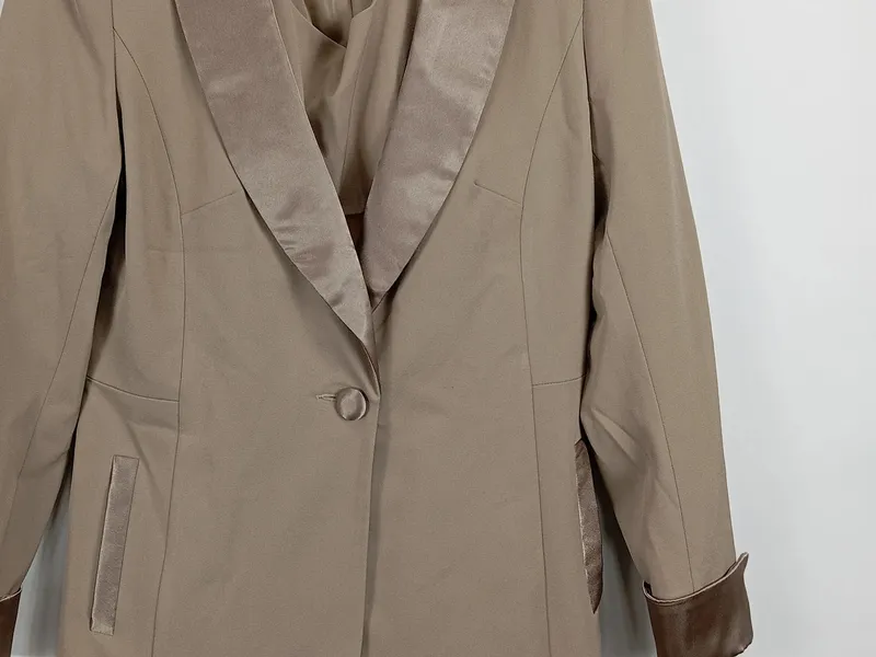 Ashley Brooke Damen Blazer Longblazer Gr. 38 Beige Satin-Details Elegant 3